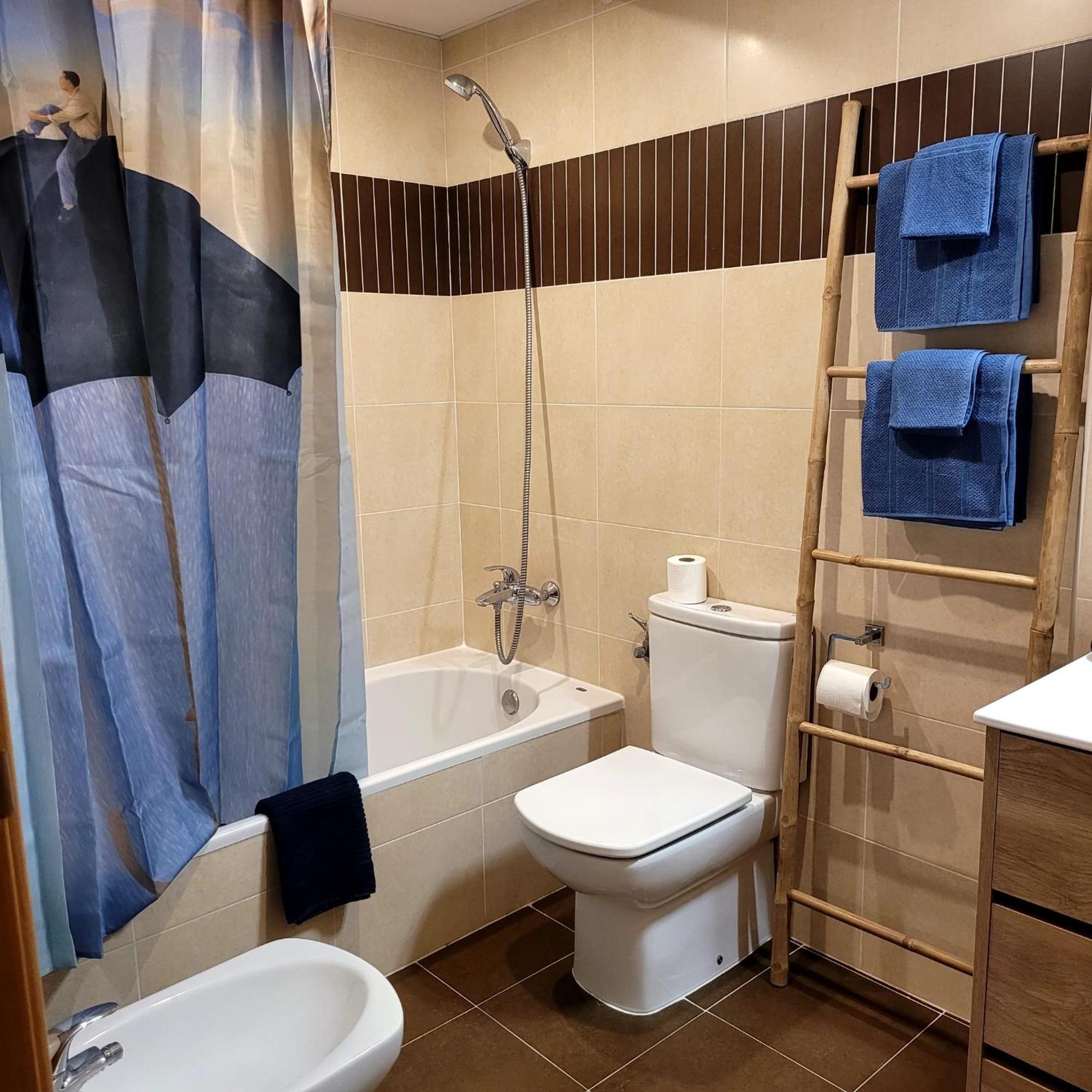 Entre El Mar Y Portaventura 2 Apartment Salou Ngoại thất bức ảnh
